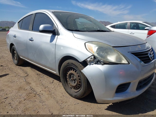 Salvage Nissan Versa Image