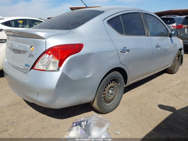 Nissan Versa 1.6 Sv