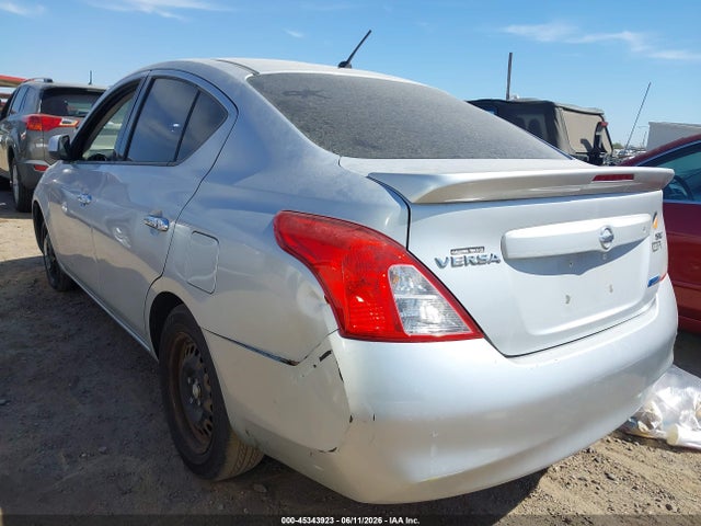 Nissan Versa 1.6 Sv