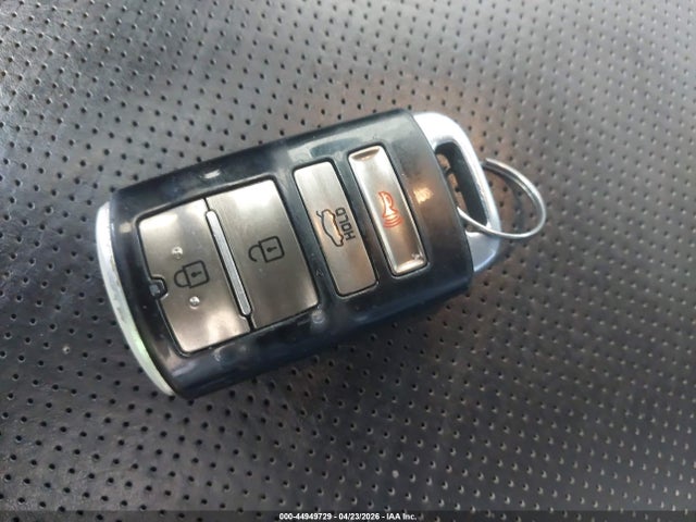 Kia Cadenza Premium