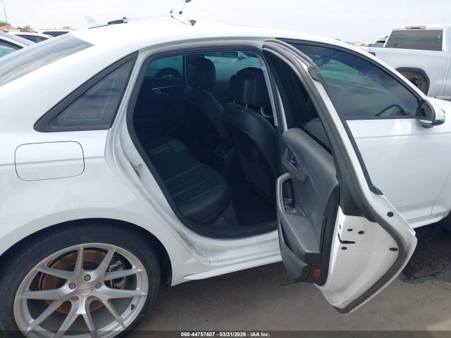 Audi A4 2.0t Season Of Audi Premium