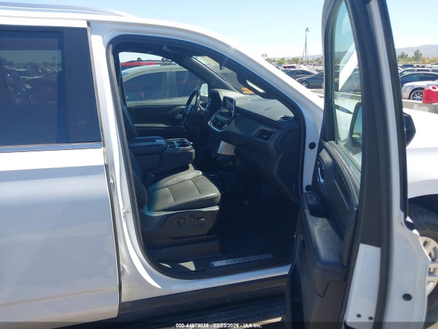 Chevrolet Suburban 2wd Lt