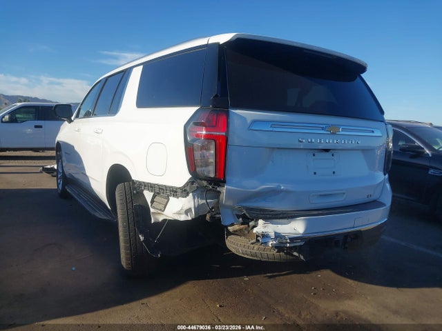 Chevrolet Suburban 2wd Lt