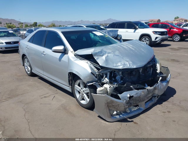 Salvage Toyota Camry Image