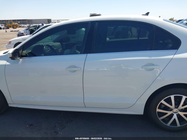 Volkswagen Jetta 1.4t Se