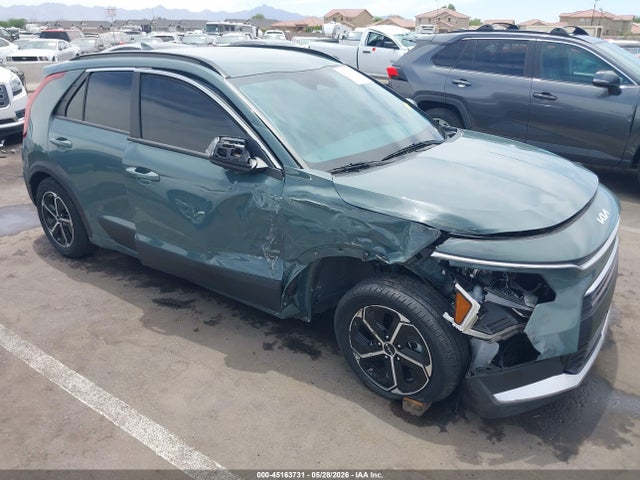 Salvage Kia Niro Image