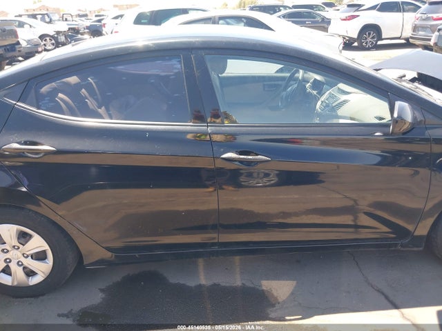 Hyundai ELANTRA Se