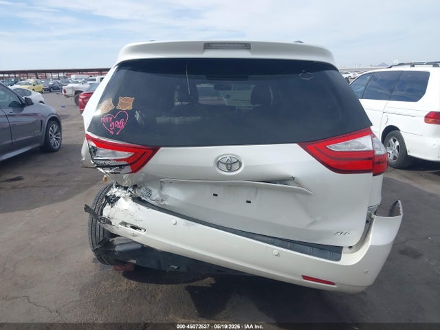 Toyota Sienna Xle 8 Passenger