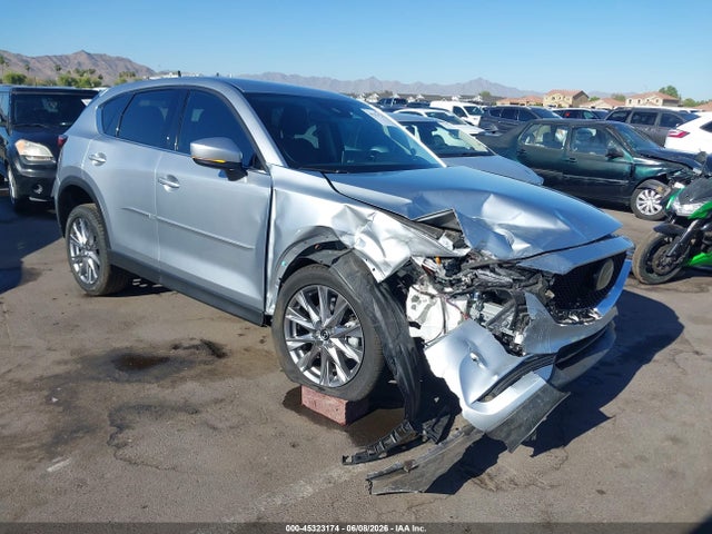 Salvage Mazda Cx Image
