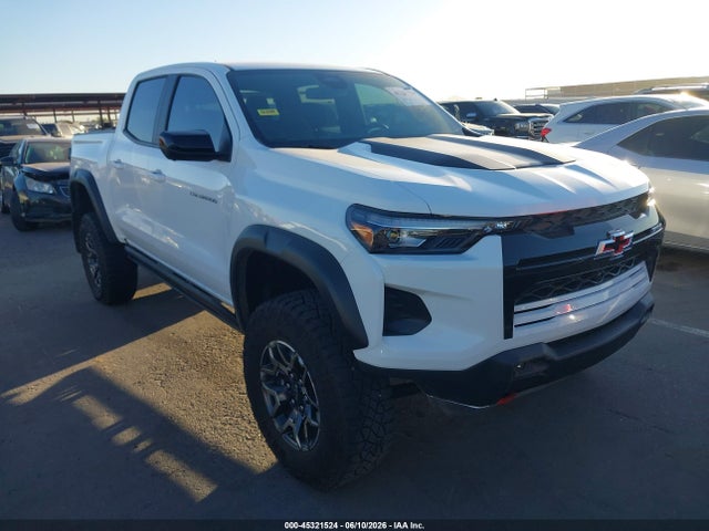 Salvage Chevrolet Colorado Image