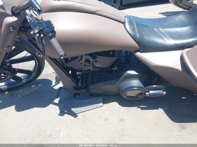 Harley-Davidson Flhrc 105th Anniversary Edition
