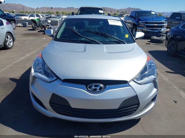 Hyundai VELOSTER