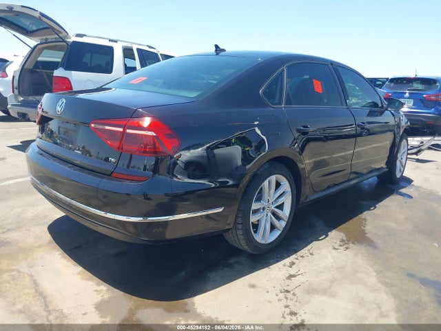 Volkswagen Passat 2.0t Wolfsburg Edition