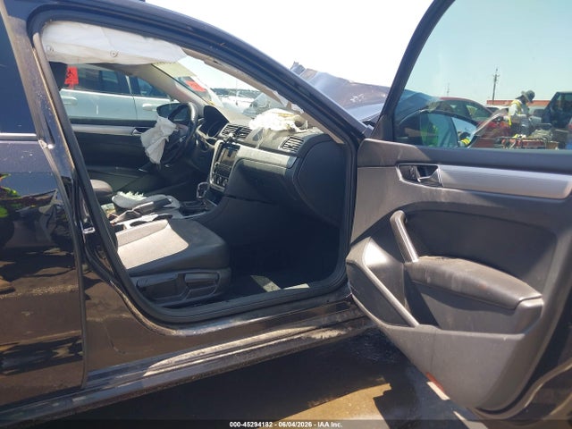 Volkswagen Passat 2.0t Wolfsburg Edition