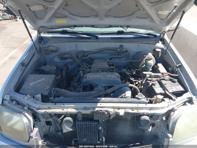 Toyota Tundra Sr5 V8
