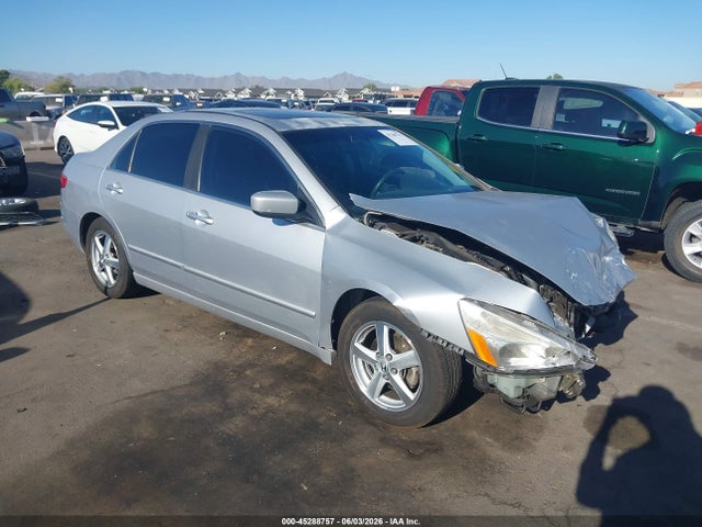 Salvage Honda Accord Image