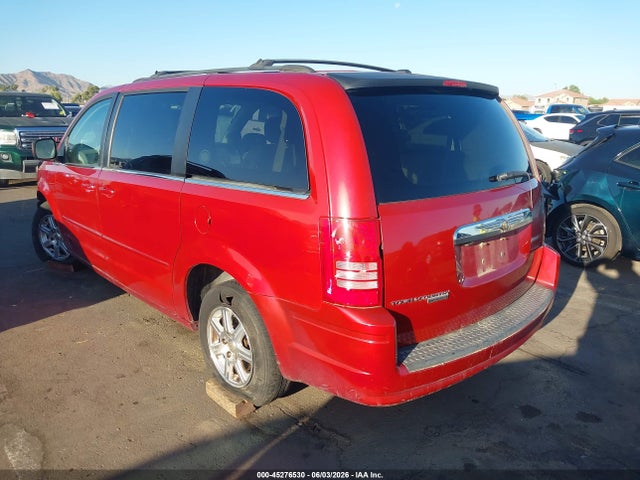 Chrysler Town & Country Touring