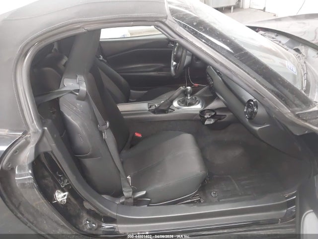 Mazda MX-5 Miata Sport
