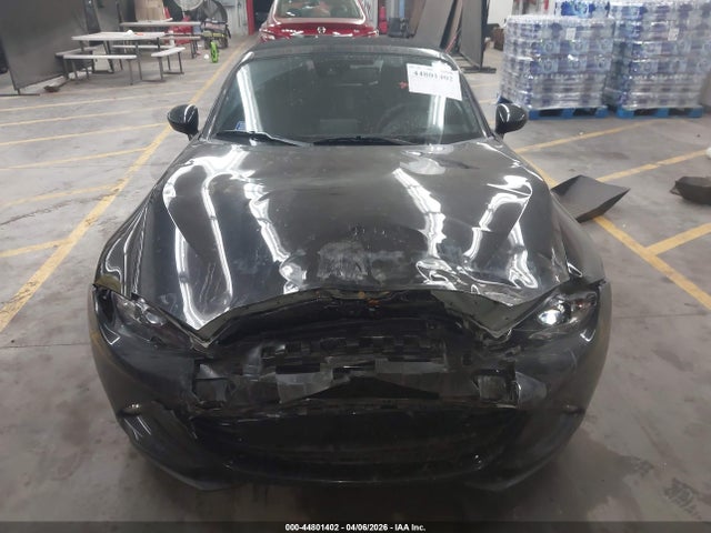 Mazda MX-5 Miata Sport