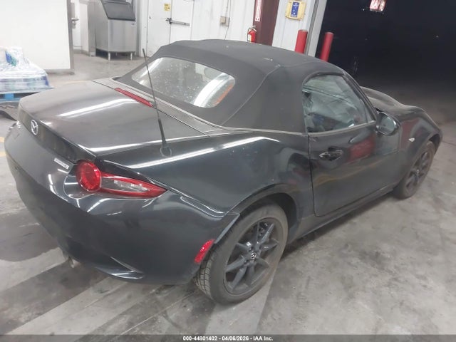 Mazda MX-5 Miata Sport