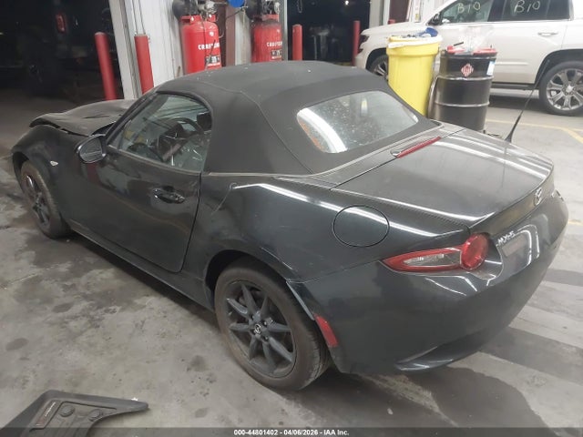 Mazda MX-5 Miata Sport