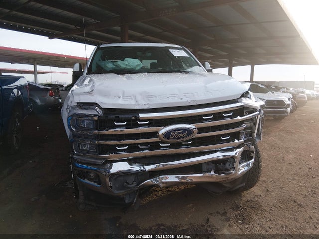 Ford F-250 Lariat