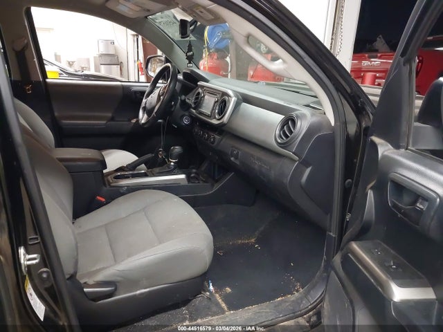 Toyota Tacoma Sr5 V6