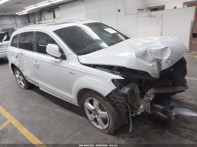 Salvage Audi Q7 Image
