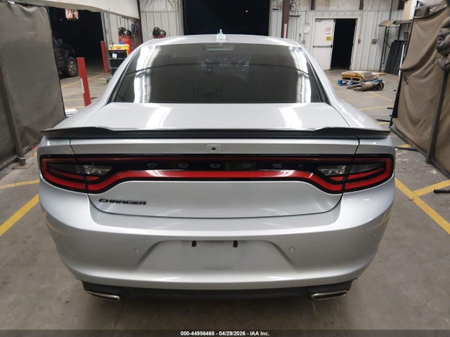Dodge Charger Sxt