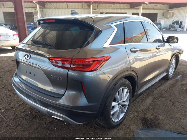 INFINITI Qx Essential
