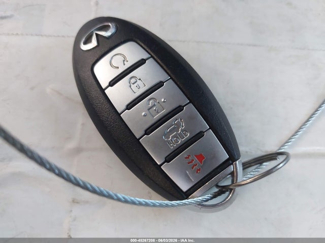 INFINITI Qx Essential