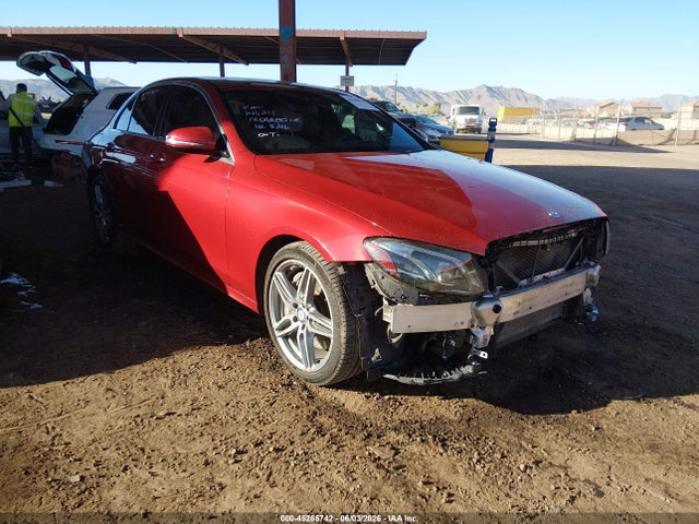 Salvage Mercedes-Benz E-Class Image