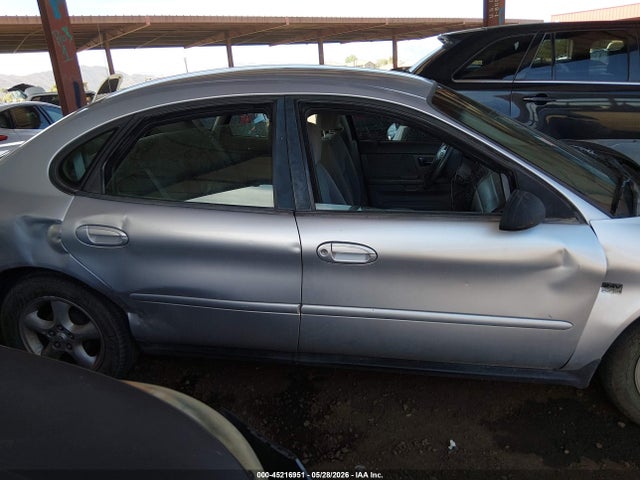 Ford Taurus Ses