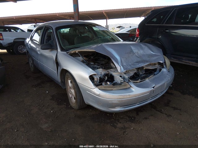 Salvage Ford Taurus Image