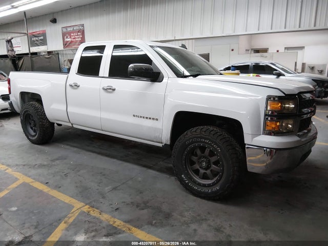 Salvage Chevrolet Silverado 1500 Image