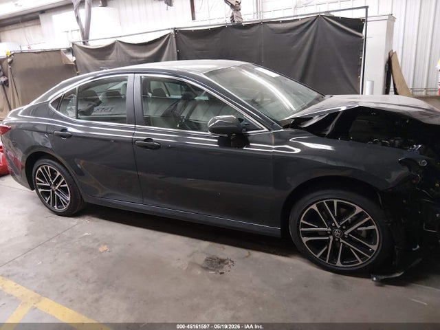 Toyota Camry Xle