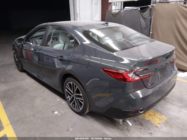 Toyota Camry Xle