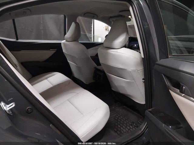 Toyota Camry Xle