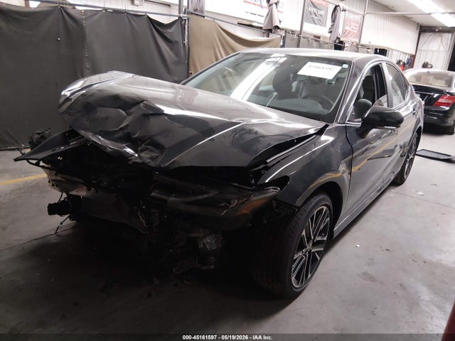 Toyota Camry Xle