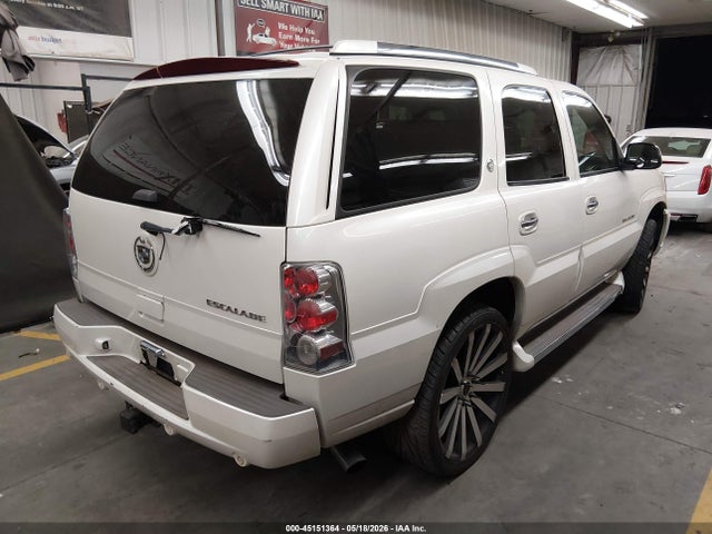 Cadillac Escalade Standard