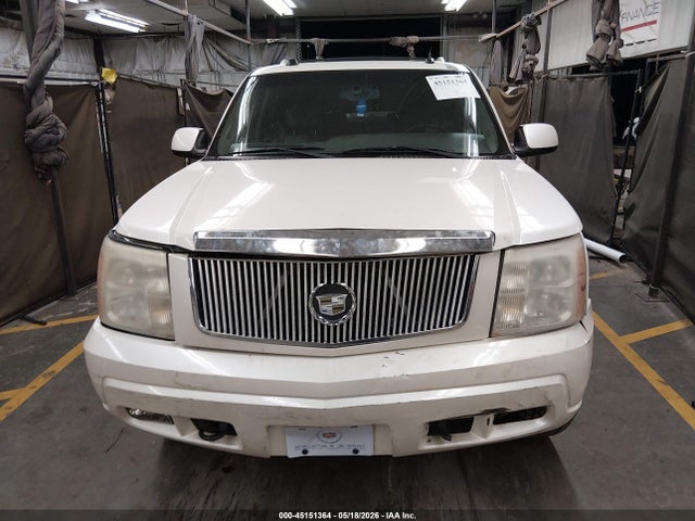 Cadillac Escalade Standard