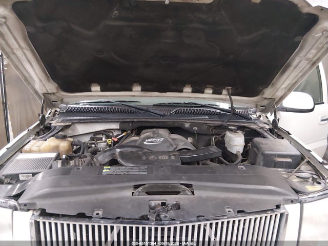Cadillac Escalade Standard