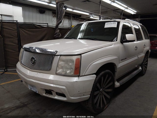 Cadillac Escalade Standard