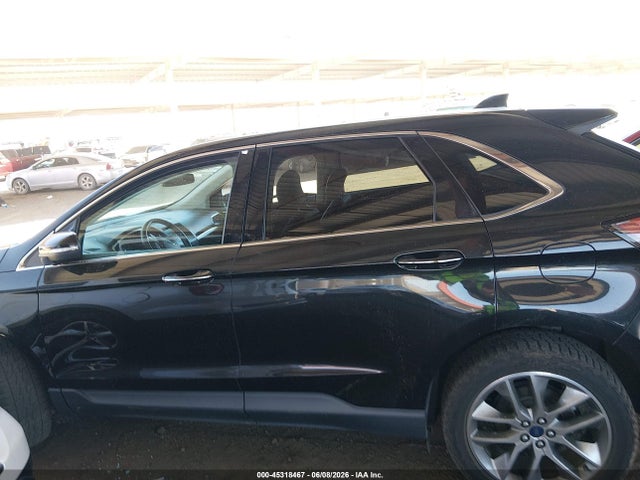 Ford Edge Titanium