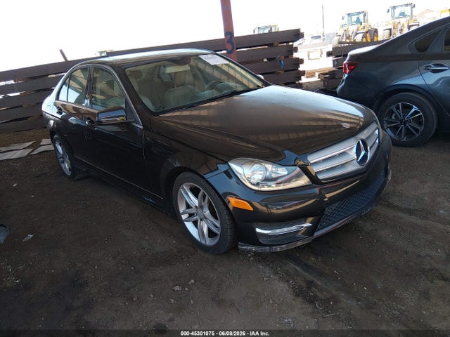 Salvage Mercedes-Benz C-Class Image