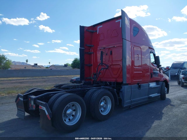 Freightliner New Cascadia 126