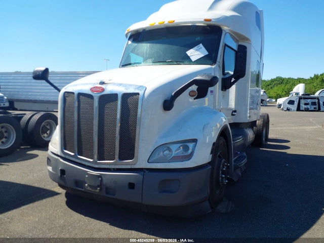 Peterbilt 579