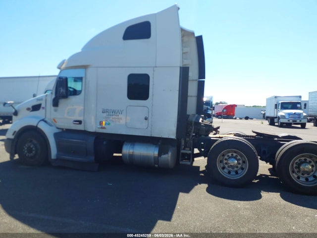 Peterbilt 579