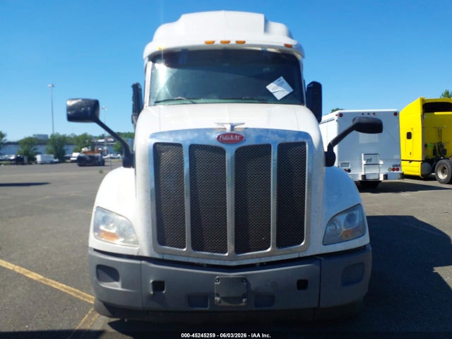 Peterbilt 579