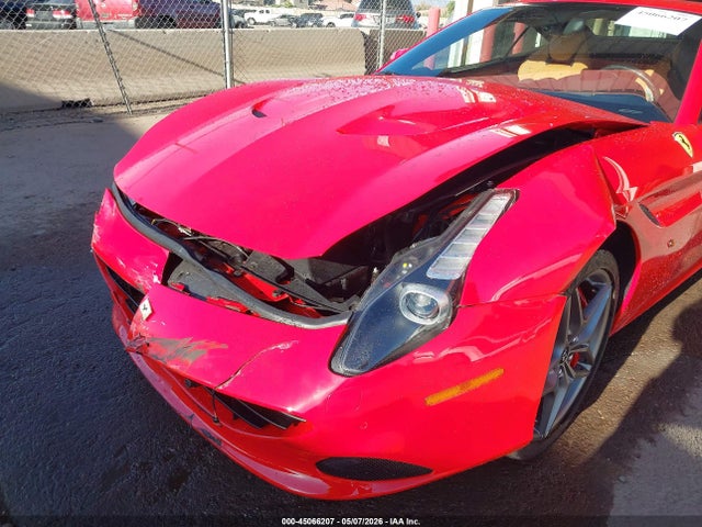 Ferrari California T
